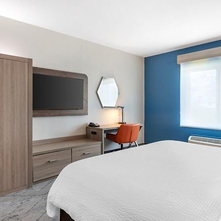 Holiday Inn Express Hotel And Suites Alice By Ihg Extérieur photo