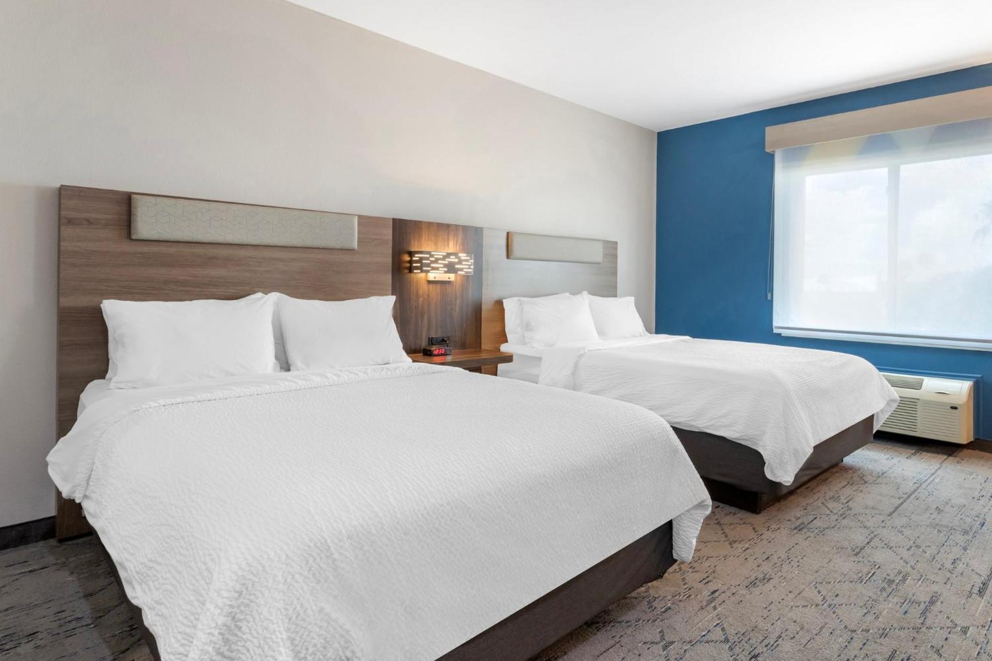 Holiday Inn Express Hotel And Suites Alice By Ihg Extérieur photo