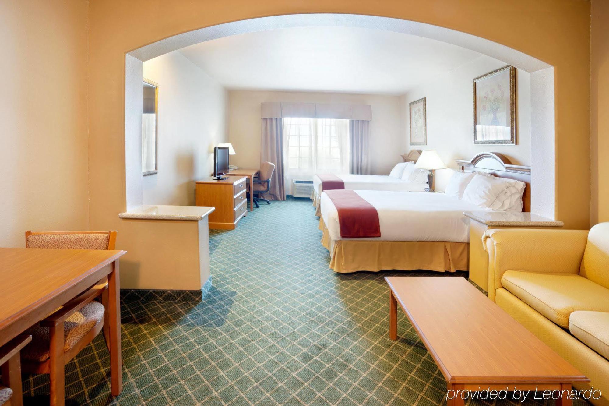 Holiday Inn Express Hotel And Suites Alice By Ihg Chambre photo