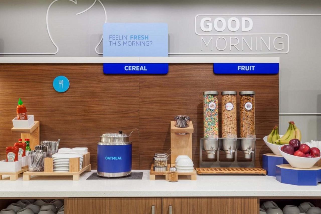 Holiday Inn Express Hotel And Suites Alice By Ihg Extérieur photo