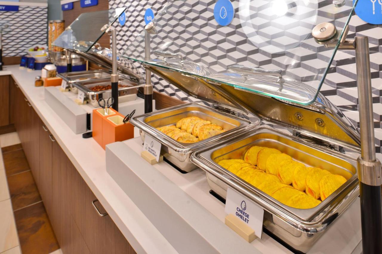 Holiday Inn Express Hotel And Suites Alice By Ihg Extérieur photo